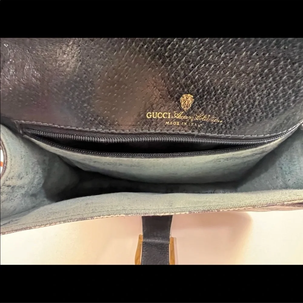 Vintage Gucci Crossbody - Picture 8 of 9